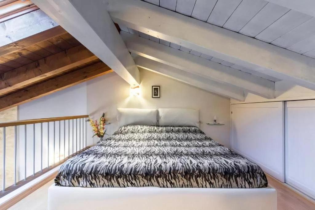 Casa Vacanze Rosalba Ferrara di Monte Baldo Dış mekan fotoğraf
