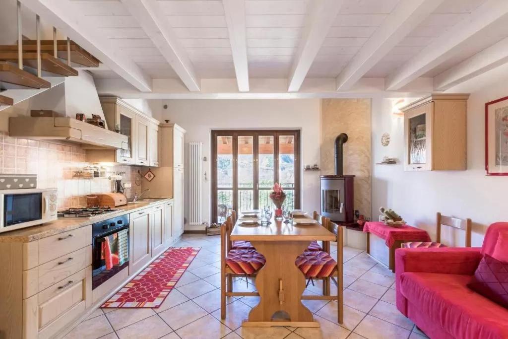 Casa Vacanze Rosalba Ferrara di Monte Baldo Dış mekan fotoğraf