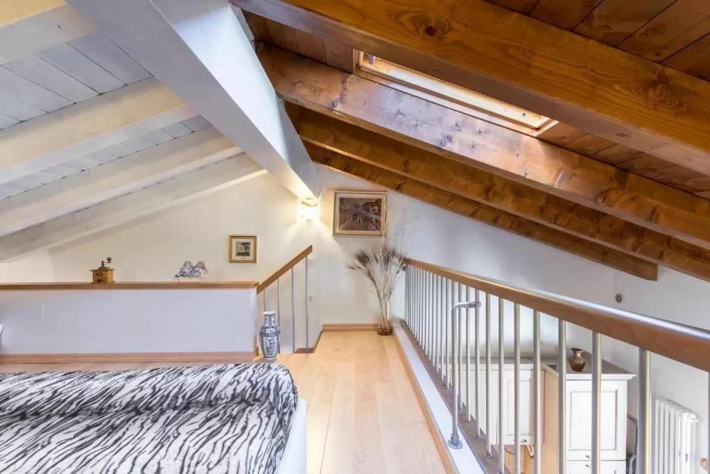 Casa Vacanze Rosalba Ferrara di Monte Baldo Dış mekan fotoğraf